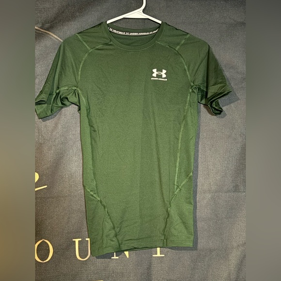 Under Armour HeatGear shirt - Picture 5 of 7